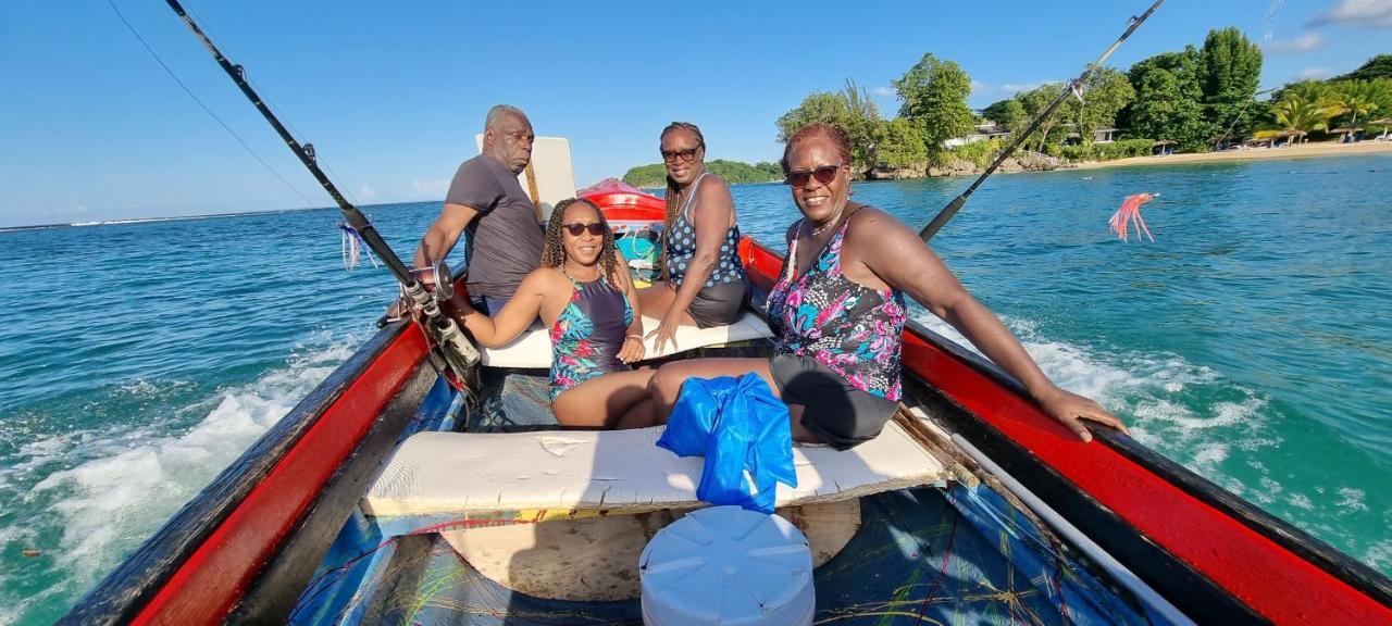 Komfort Getaway Villa At Countrymist Ocho Rios Luaran gambar