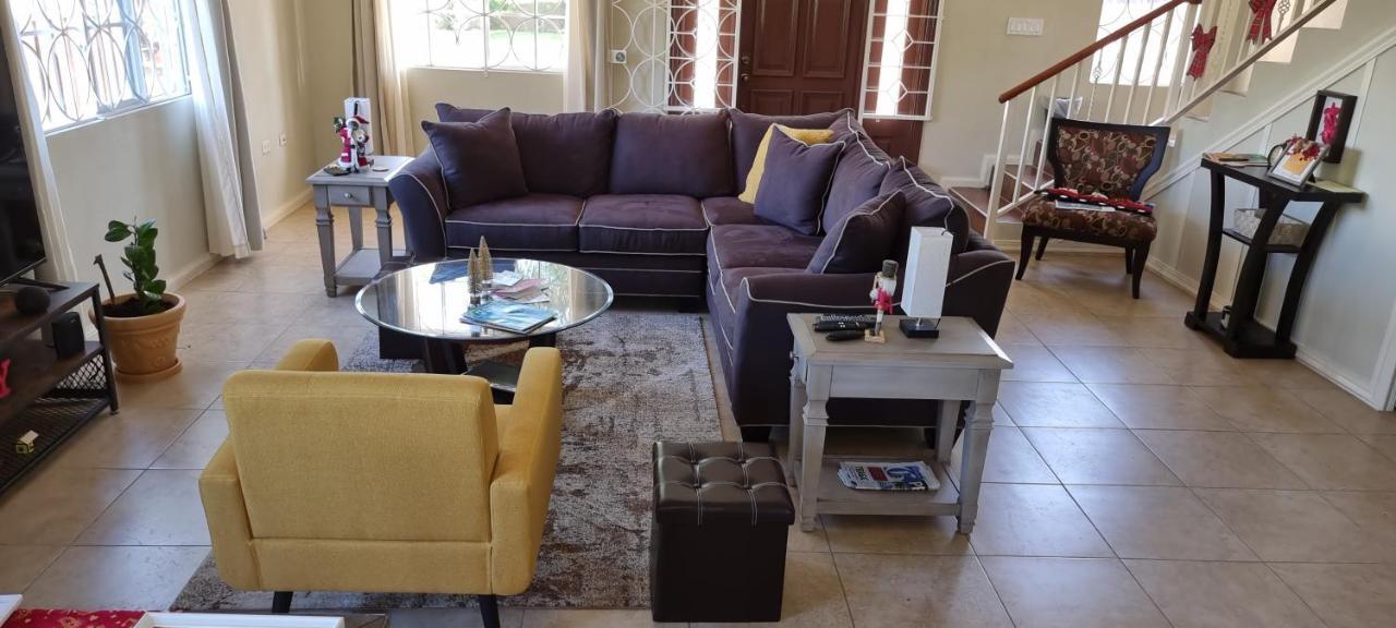 Komfort Getaway Villa At Countrymist Ocho Rios Luaran gambar