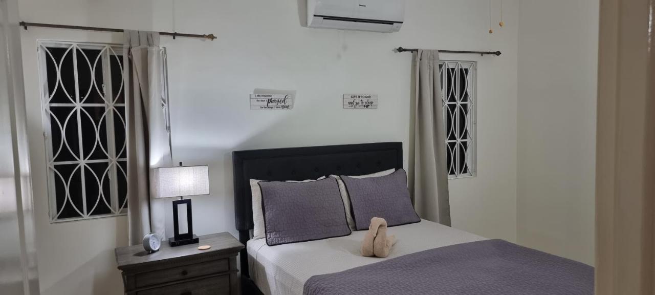 Komfort Getaway Villa At Countrymist Ocho Rios Luaran gambar