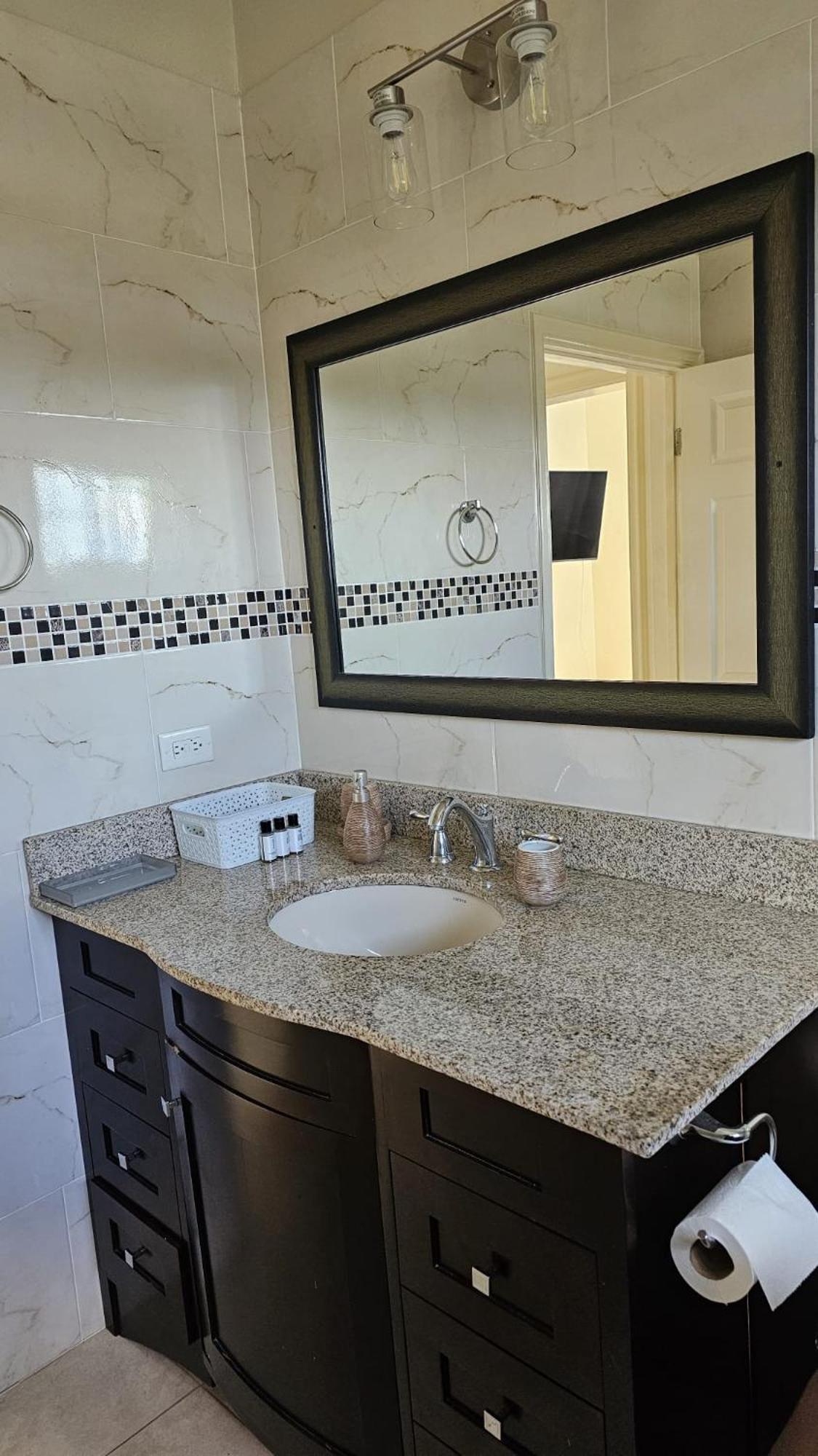Komfort Getaway Villa At Countrymist Ocho Rios Luaran gambar